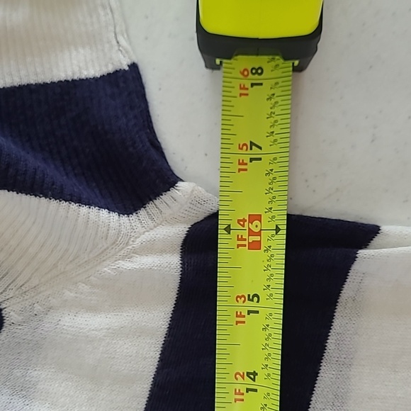 NWT Cupio Navy Blue & White Striped Tunic with Handkerchief Hem size Medium - Picture 5 of 6